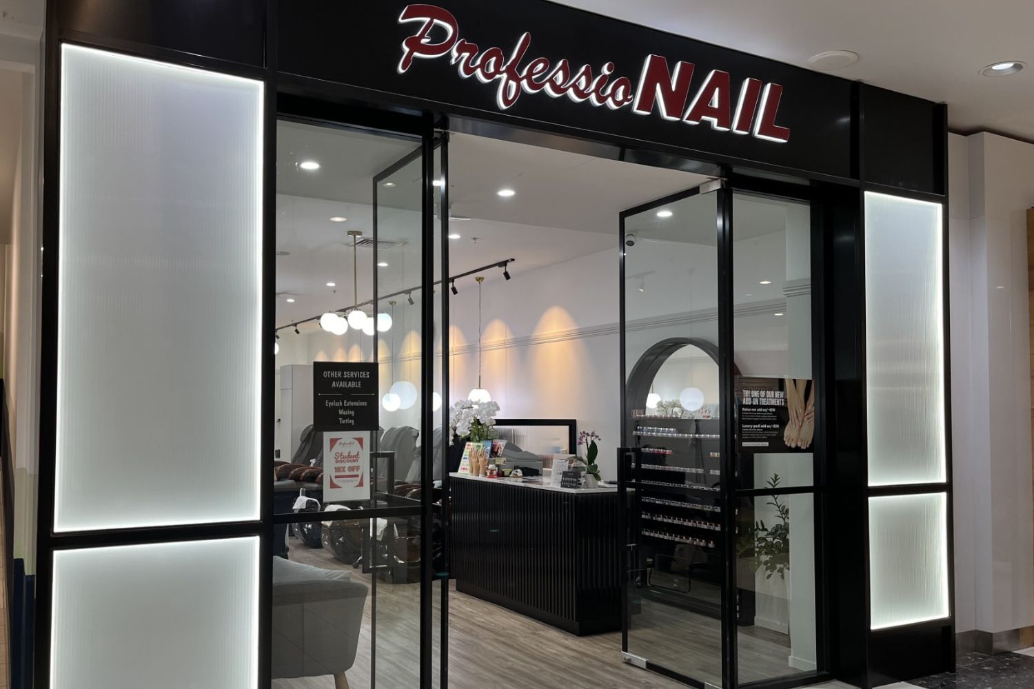 ProfessioNail- Banner